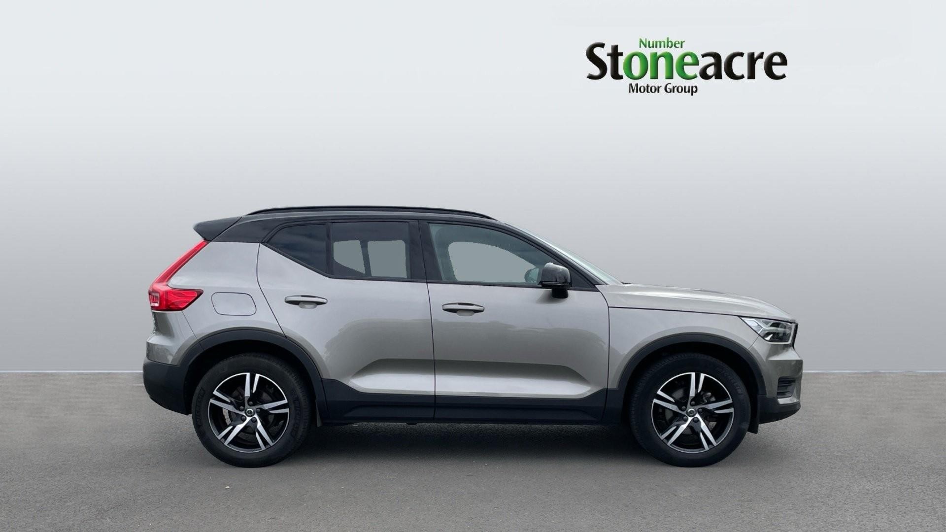 Volvo XC40 Image 3