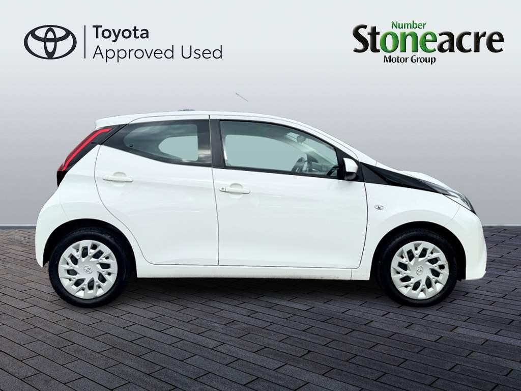 Toyota Aygo Image 2