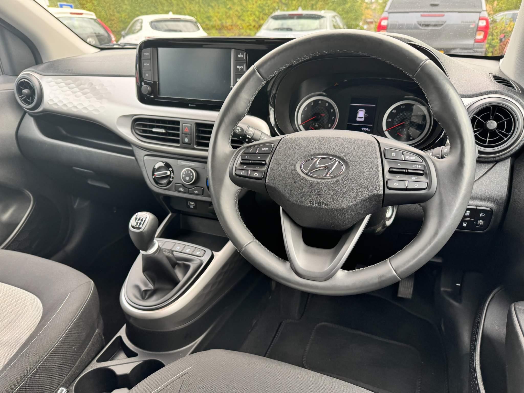 Hyundai i10 Image 16