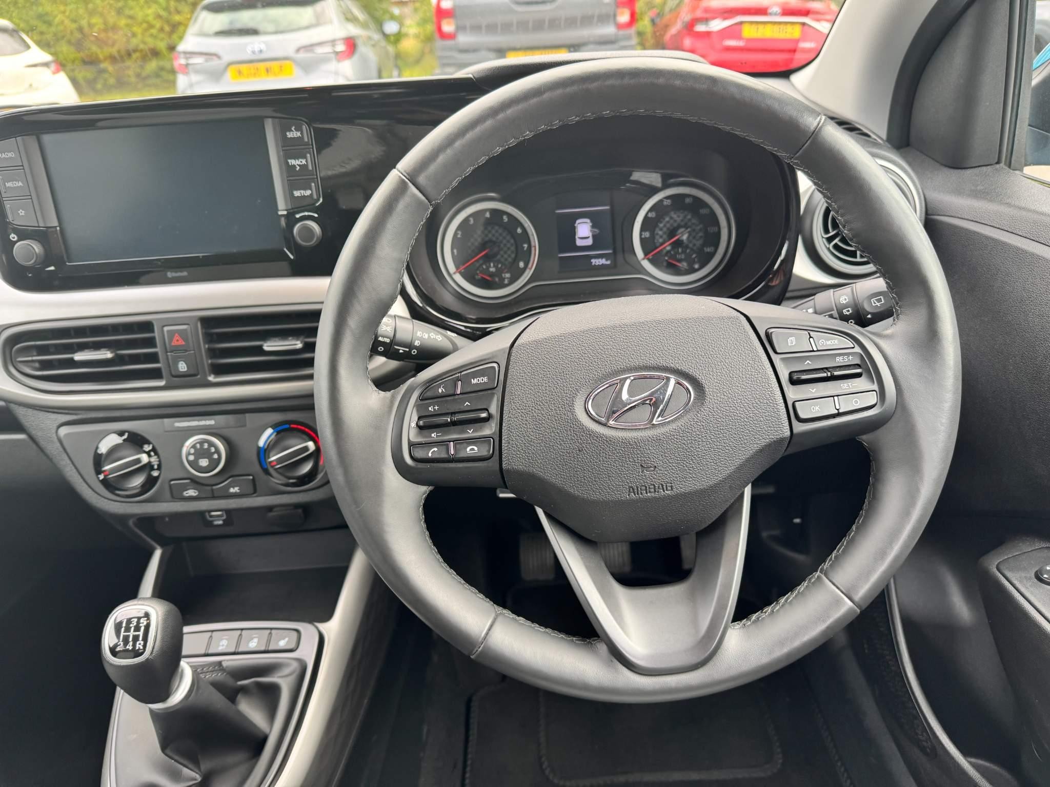 Hyundai i10 Image 17