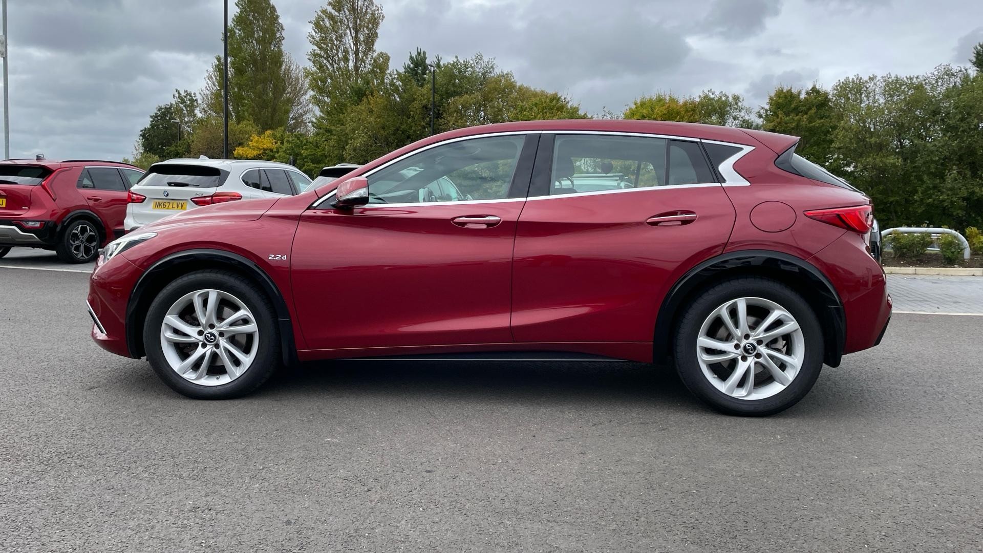 Infiniti Q30 Image 8