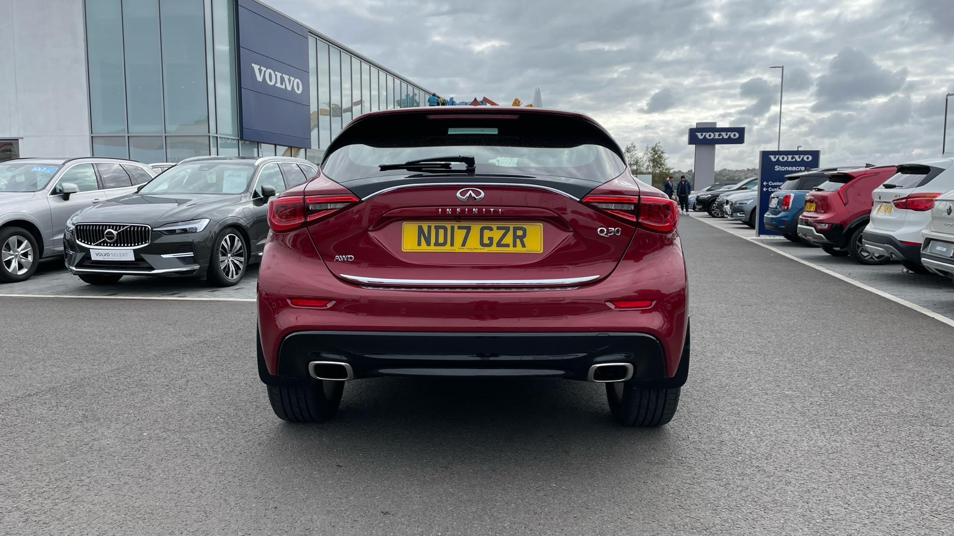 Infiniti Q30 Image 13