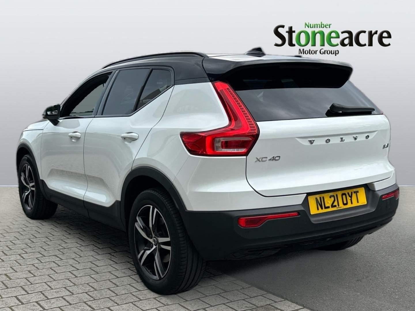 Volvo XC40 Image 2