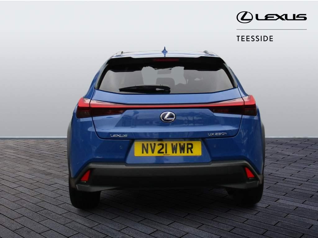 Lexus UX Image 6