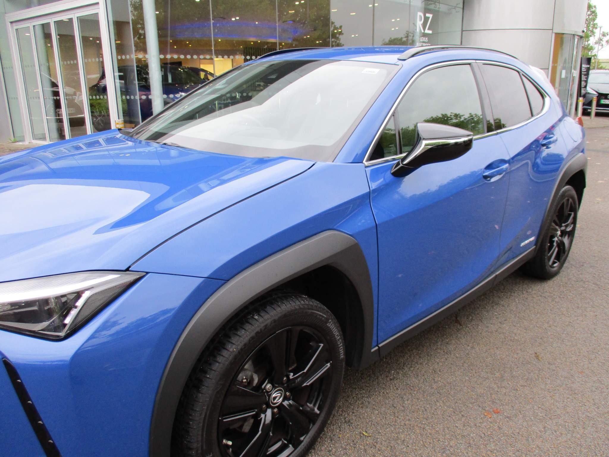 Lexus UX Image 42