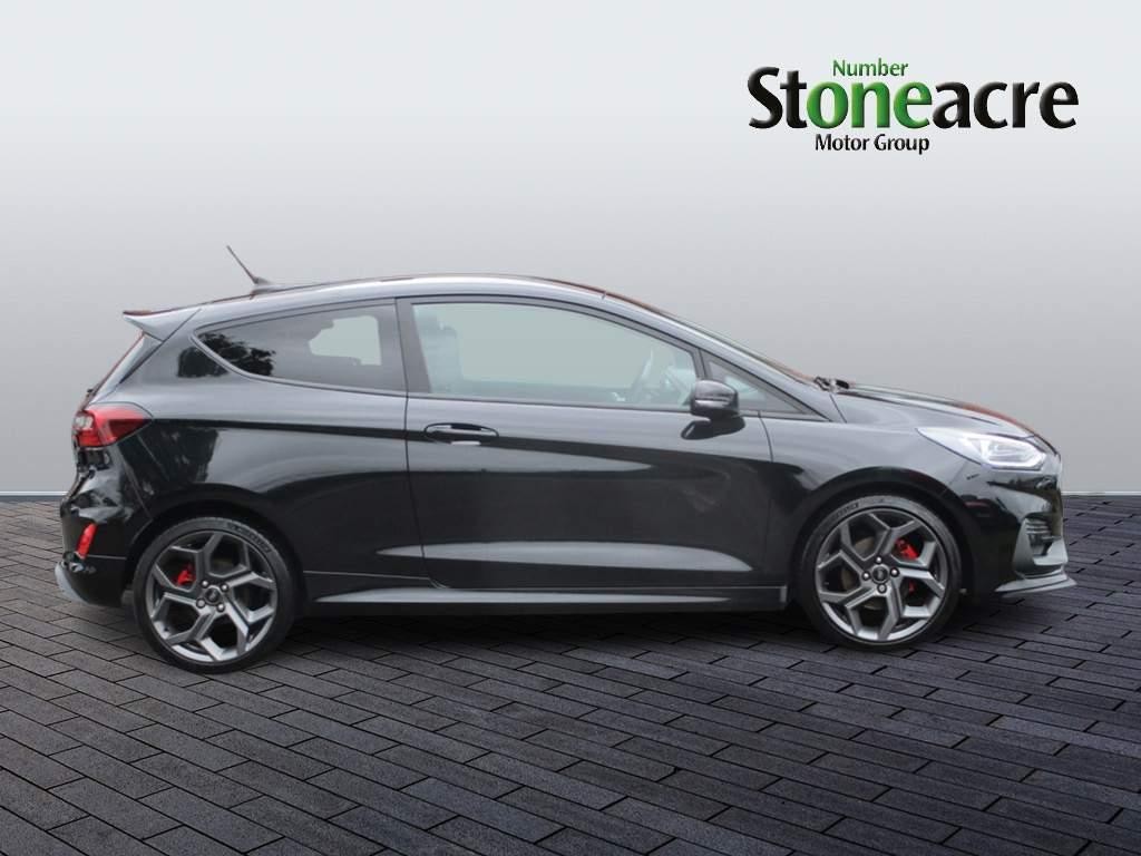 Ford Fiesta Image 2