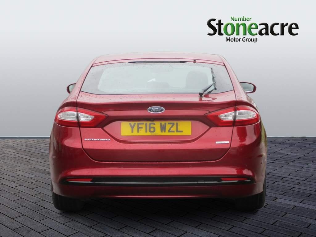 Ford Mondeo Image 4