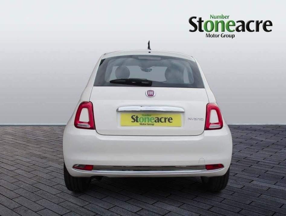 Fiat 500 Hybrid Image 4