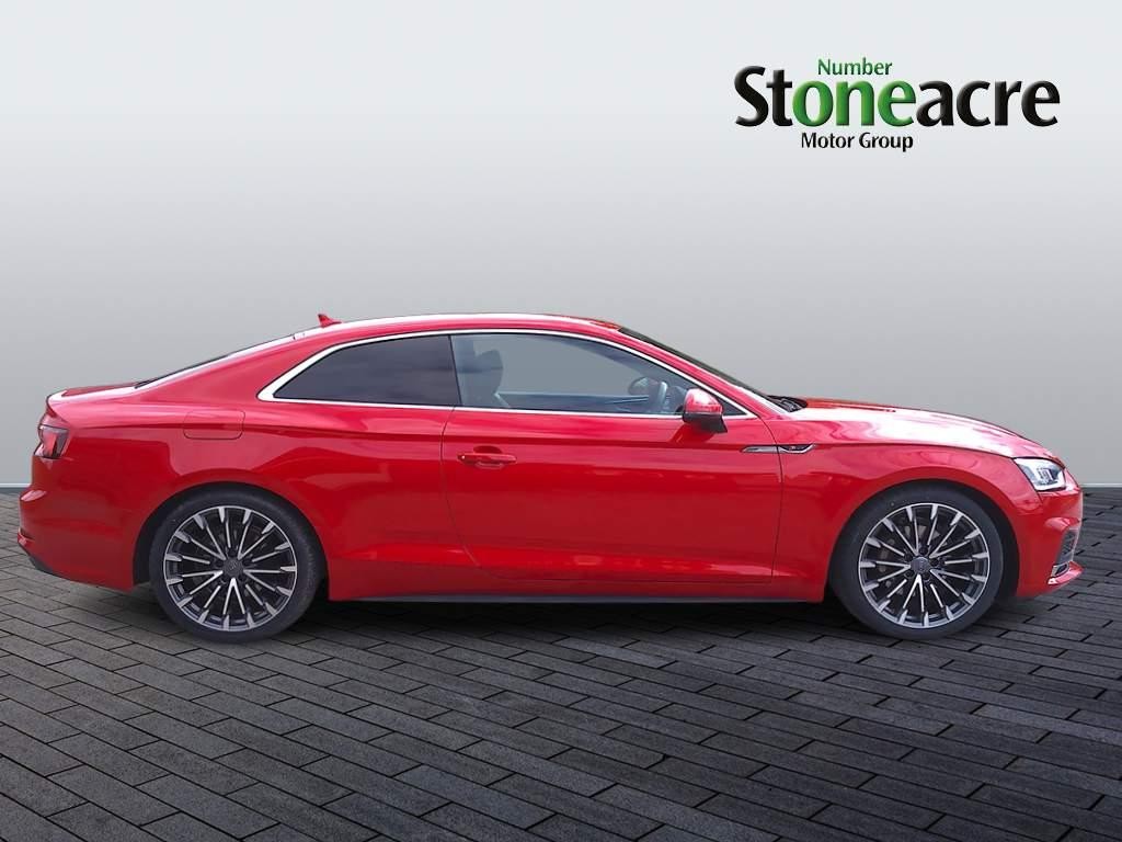 Audi A5 Image 2