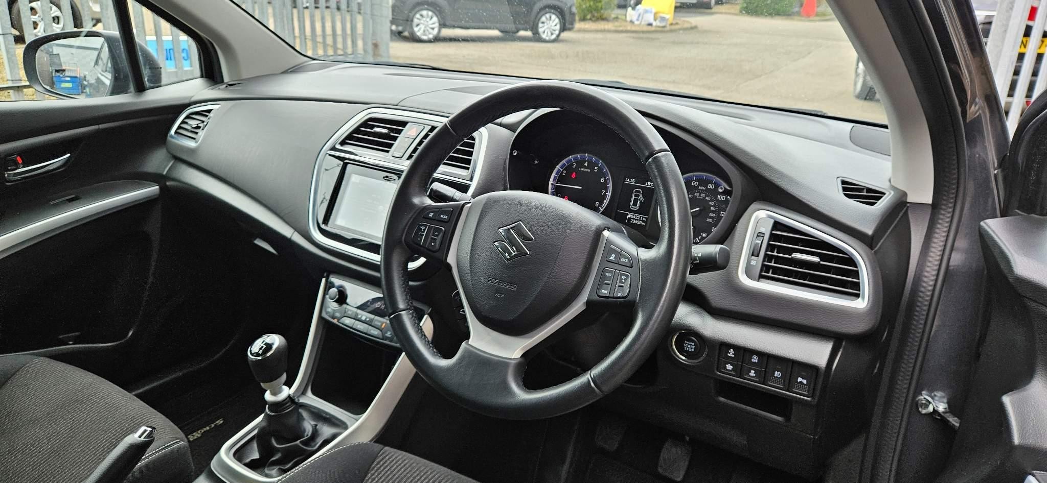 Suzuki SX4 S-Cross Image 11