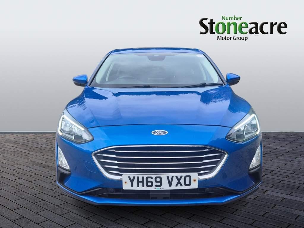 Ford Focus Image 8