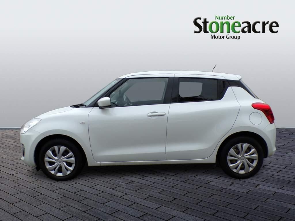 Suzuki Swift Image 6