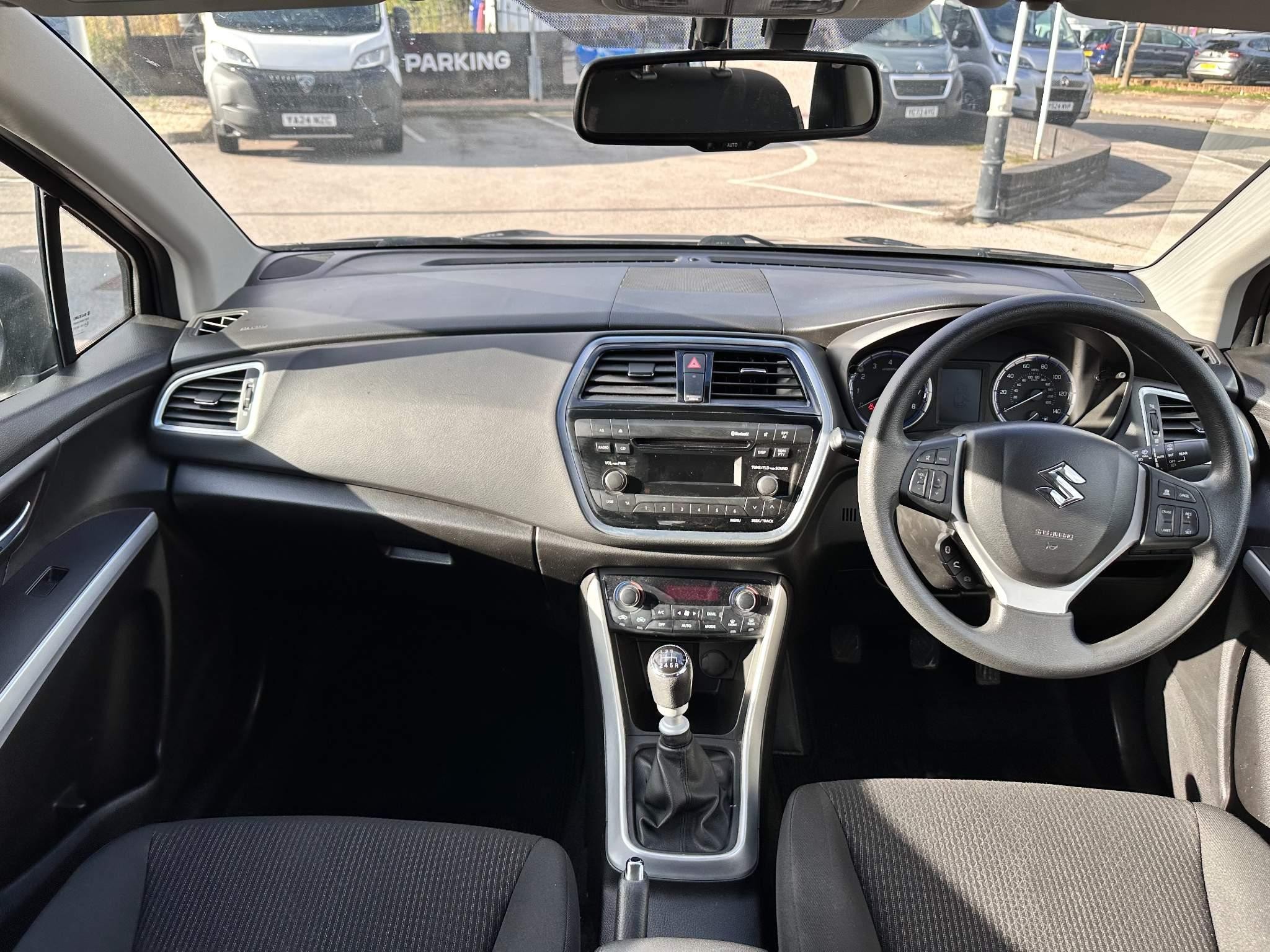 Suzuki SX4 S-Cross Image 11