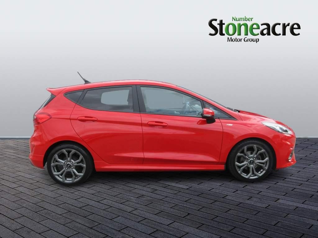 Ford Fiesta Image 2