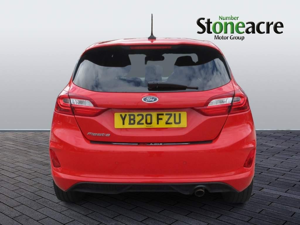 Ford Fiesta Image 4