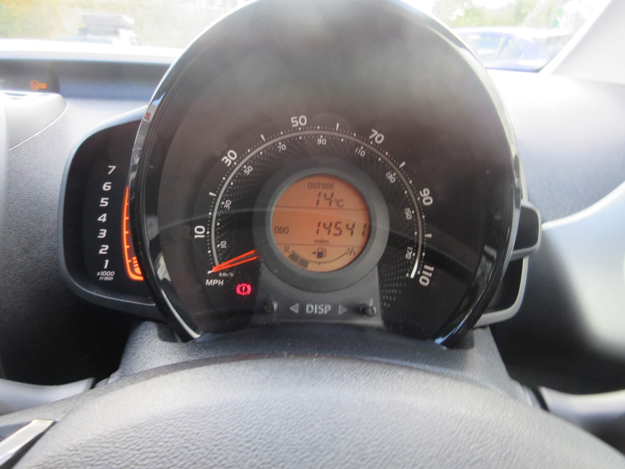 Toyota Aygo Image 21