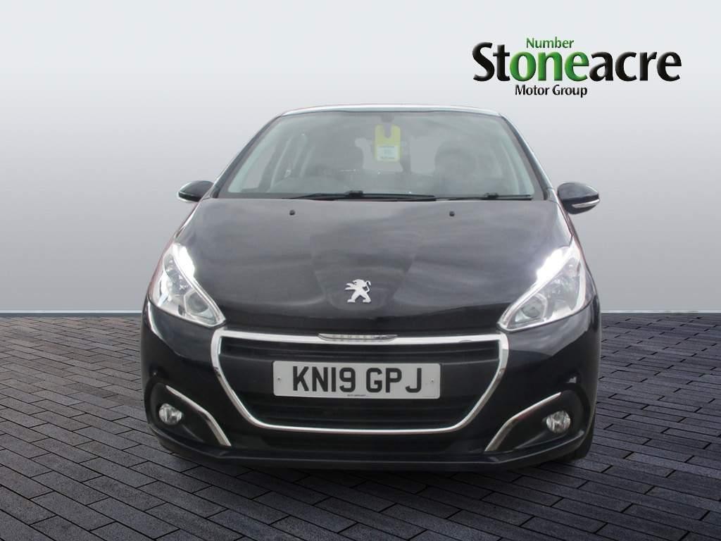 Peugeot 208 Image 8