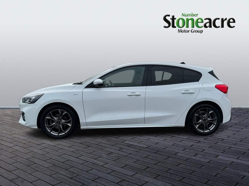 Ford Focus Image 6