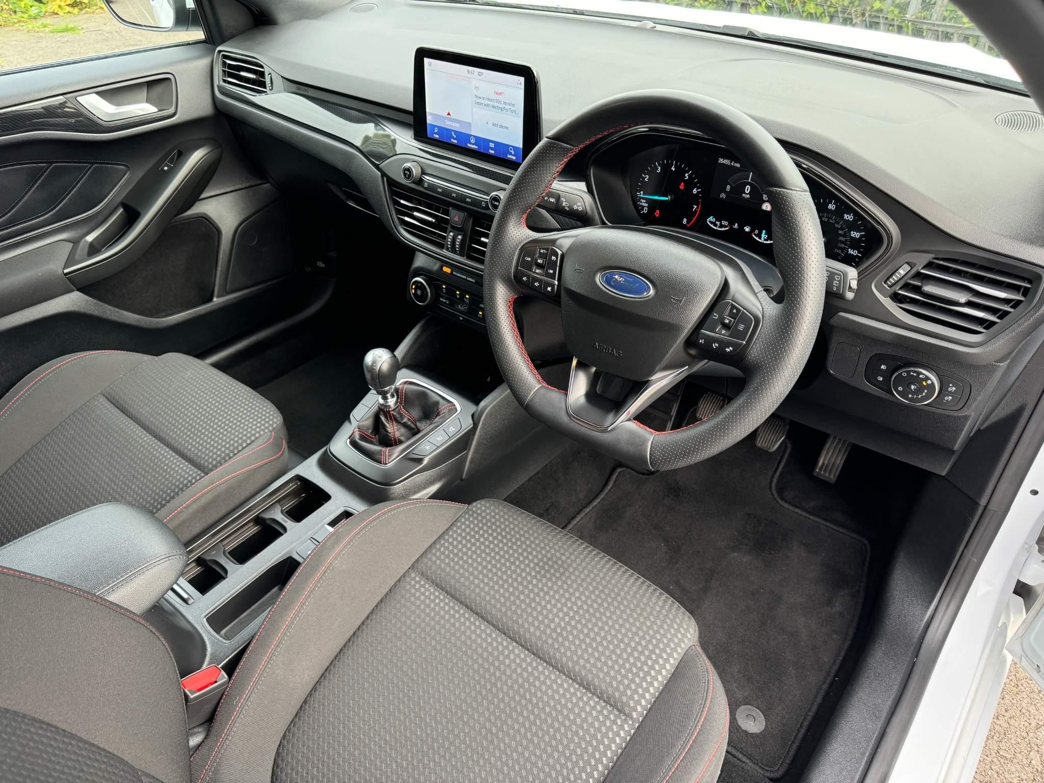 Ford Focus Image 31