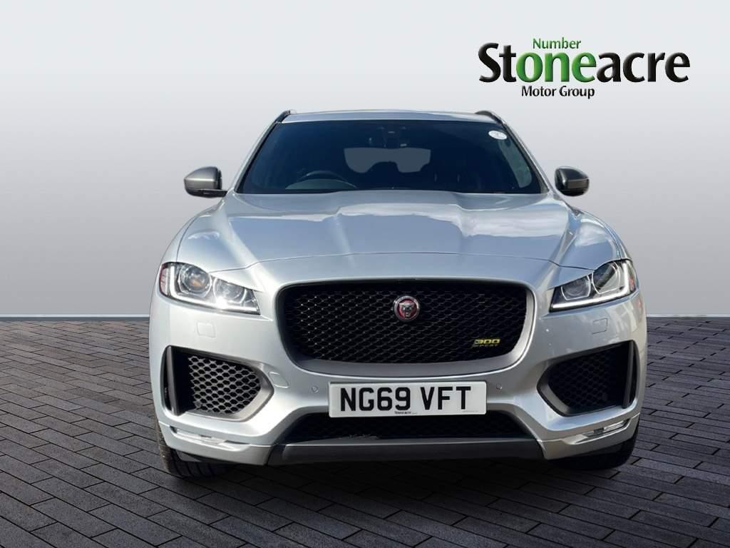 Jaguar F-Pace Image 8