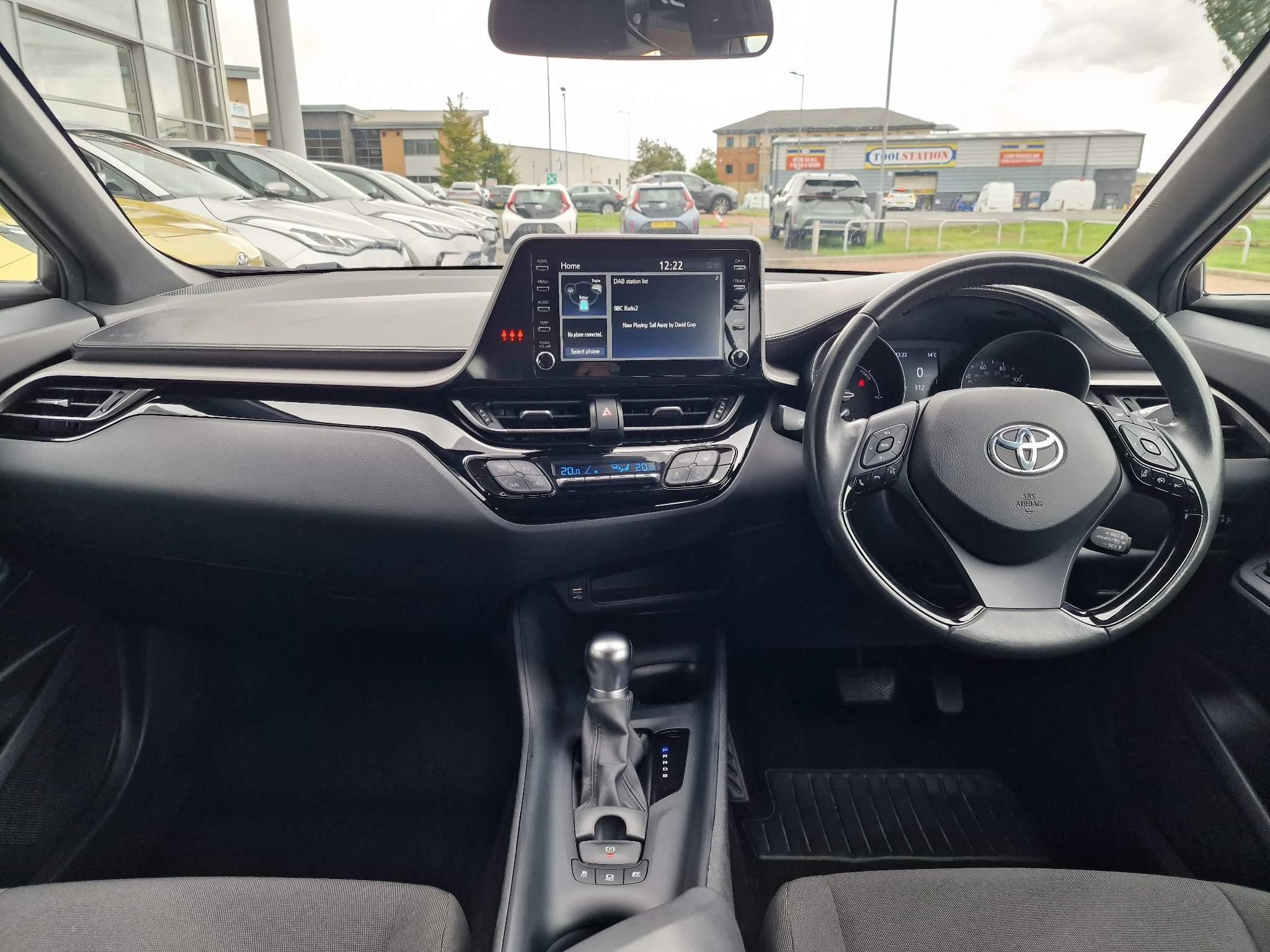 Toyota C-HR Image 7