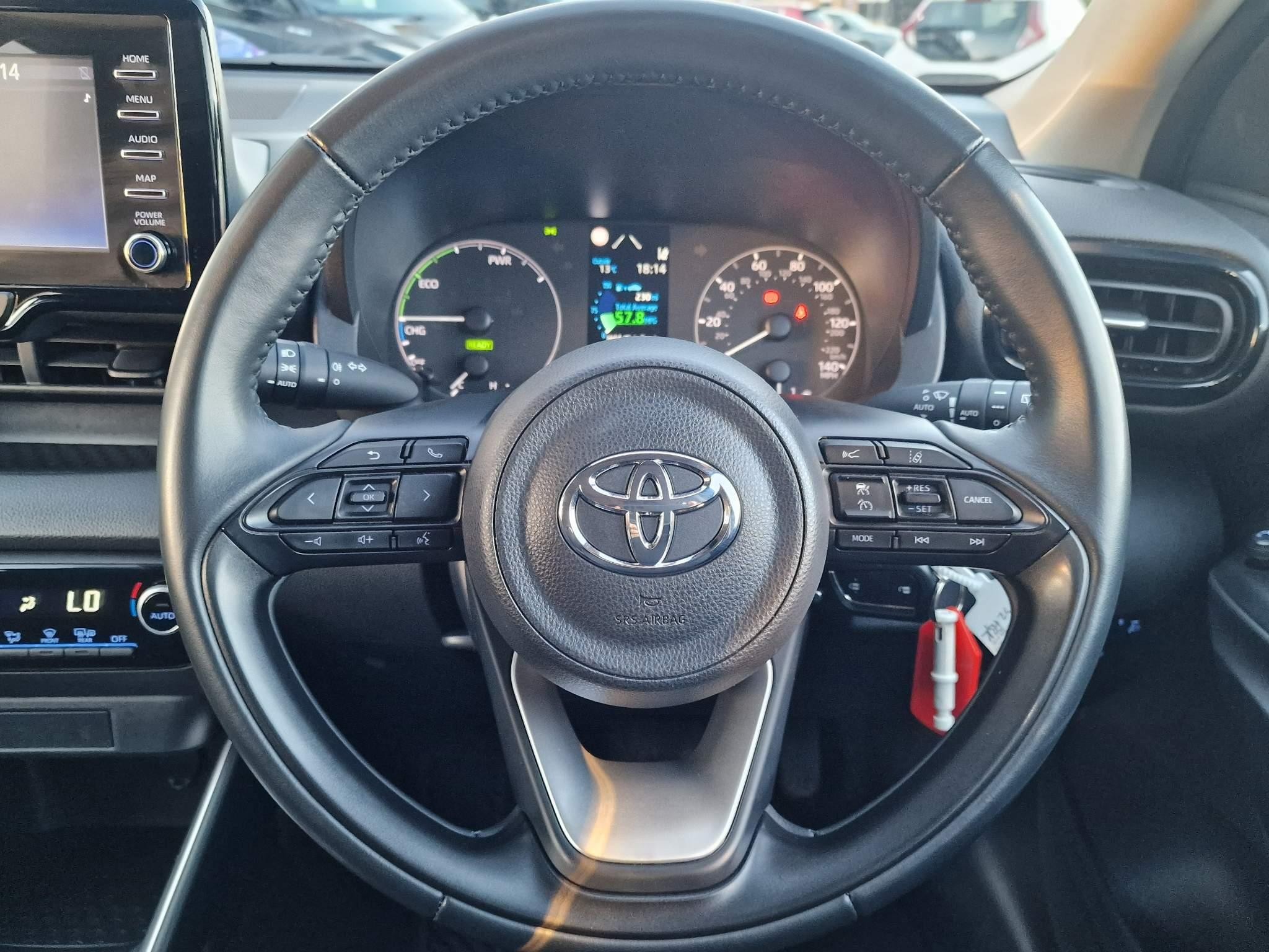 Toyota Yaris Image 10