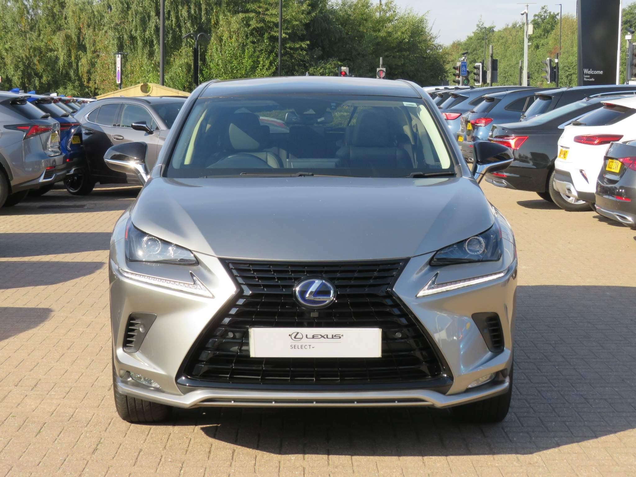 Lexus NX Image 10