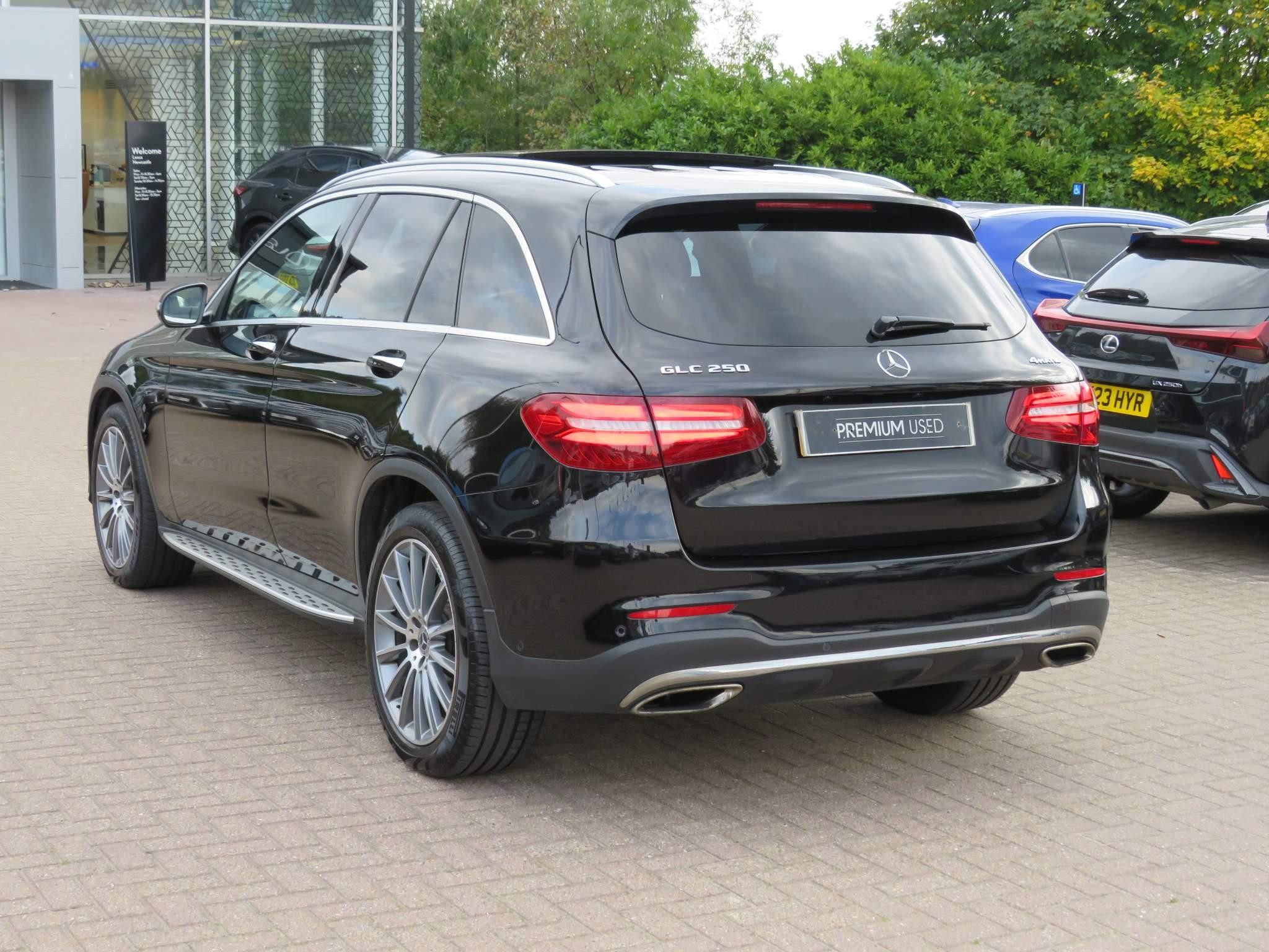 Mercedes-Benz GLC Image 7