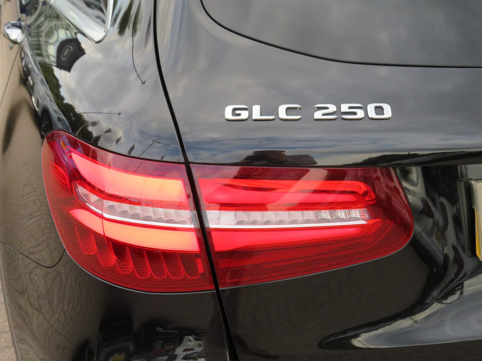 Mercedes-Benz GLC Image 57