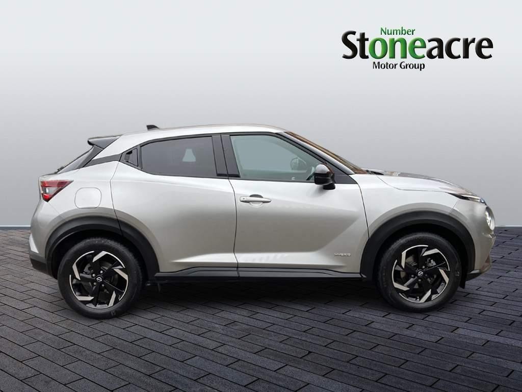 Nissan Juke Image 2