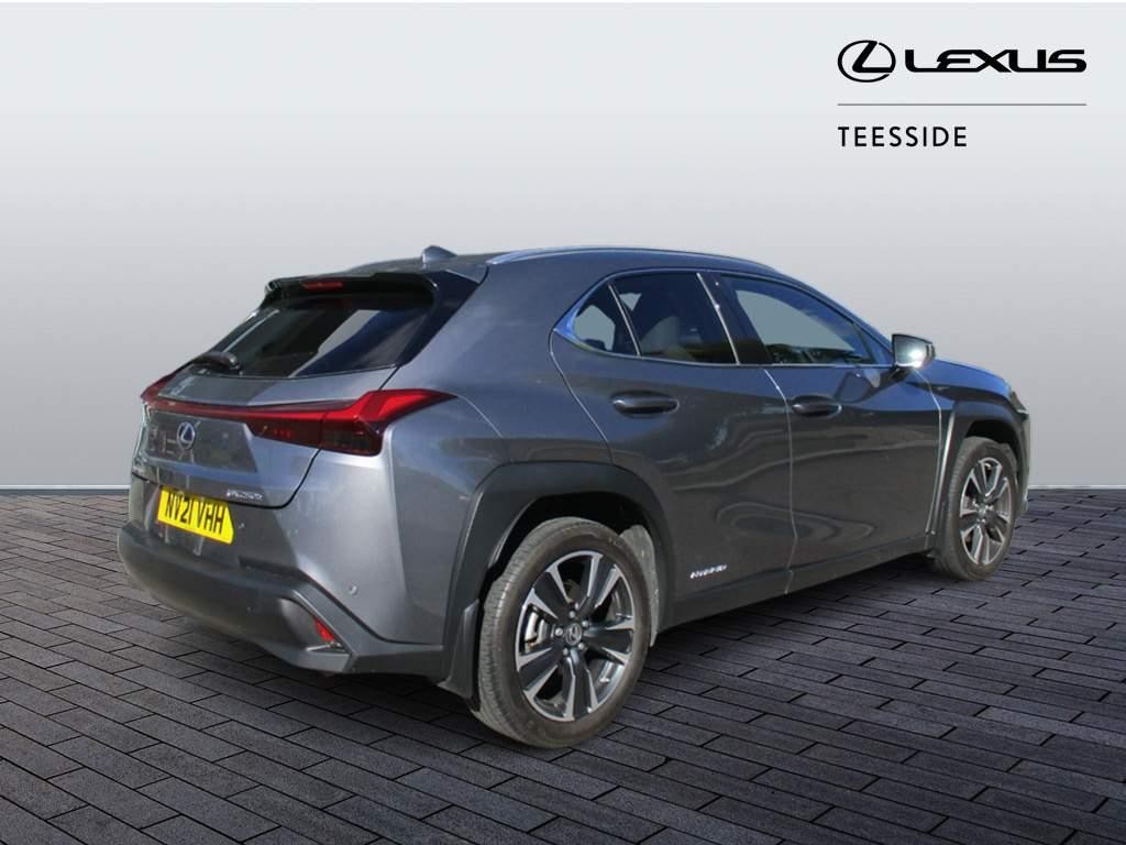 Lexus UX Self-Charging Hybrid Image 5