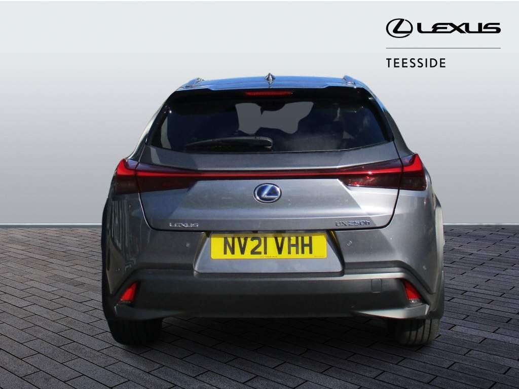 Lexus UX Self-Charging Hybrid Image 6