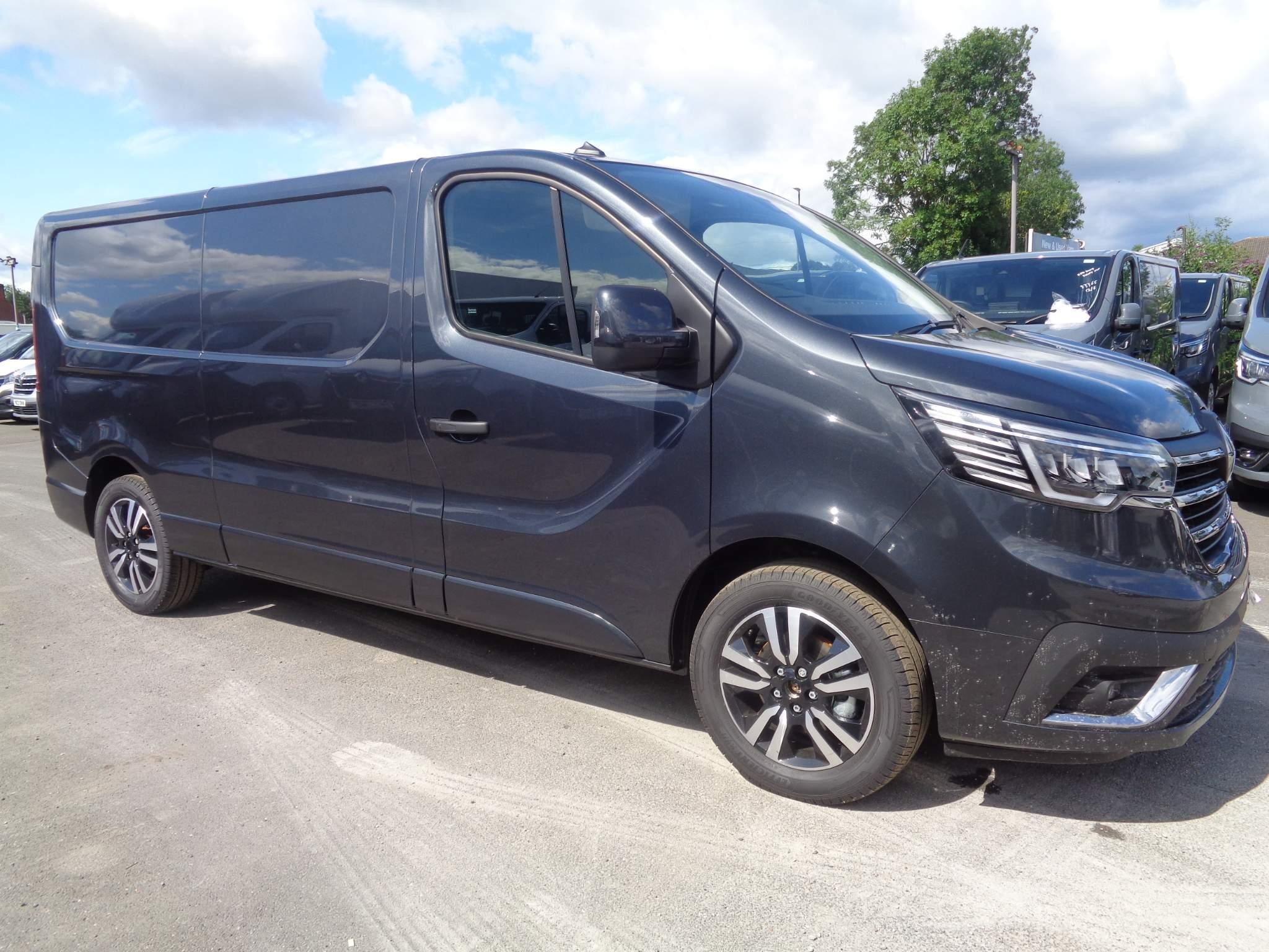 Renault Trafic Image 2