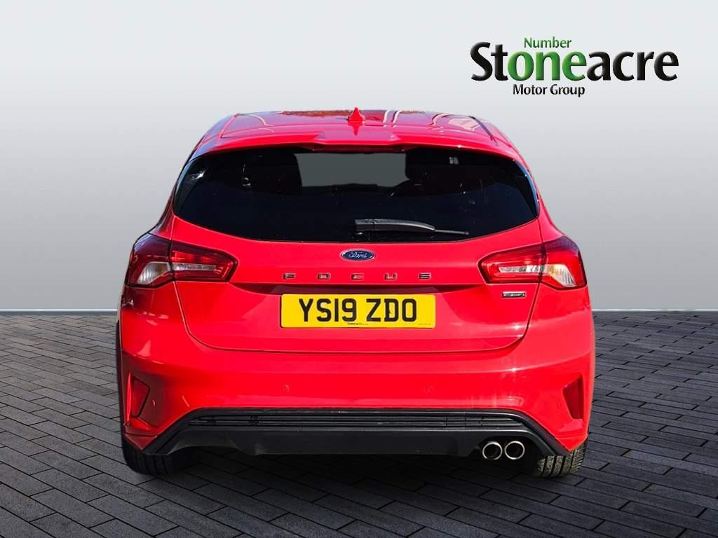 Ford Focus Image 4