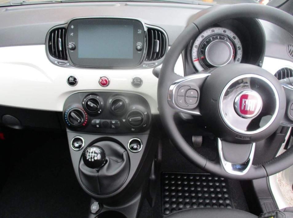 Fiat 500 Hybrid Image 12