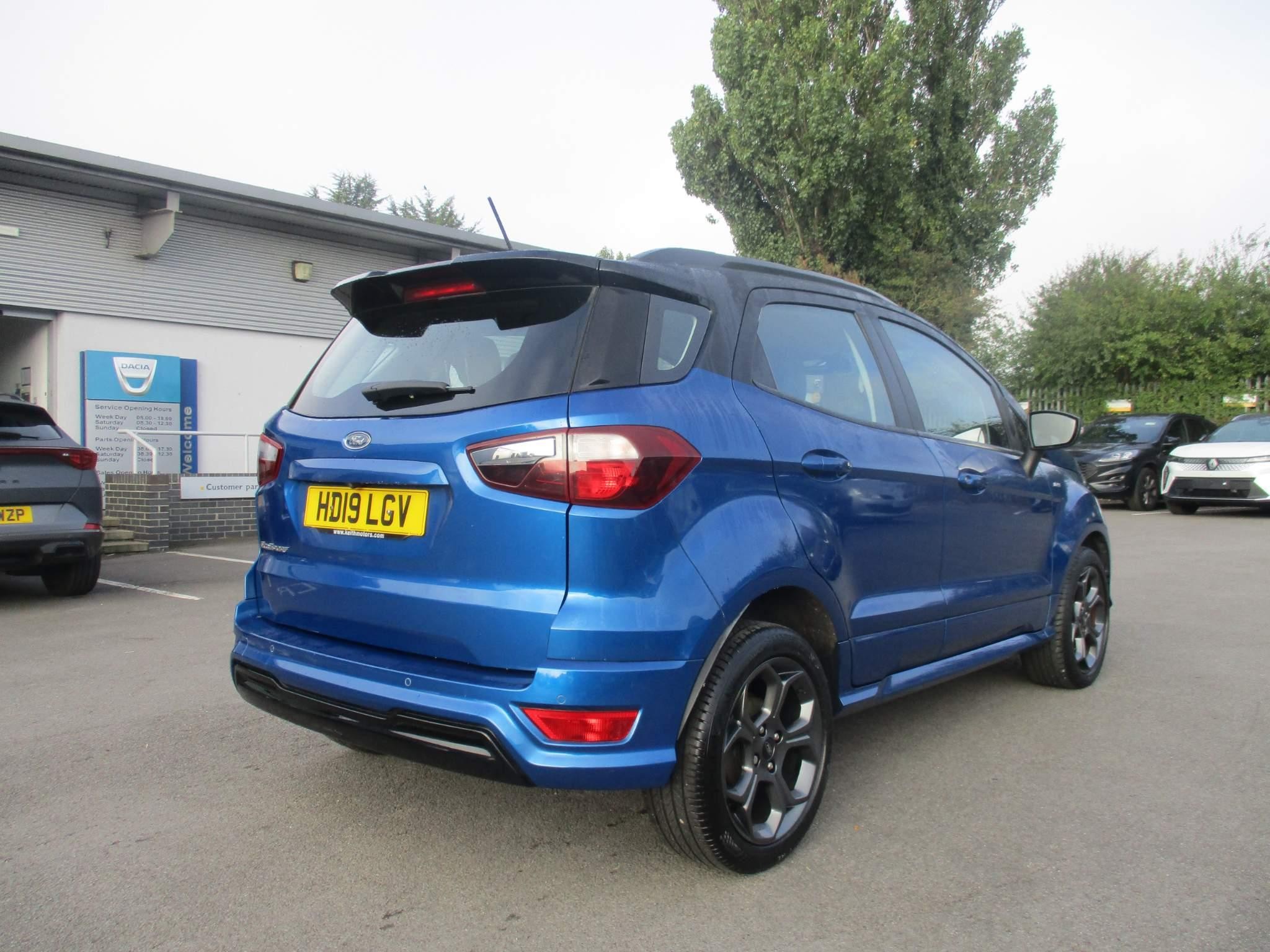 Ford EcoSport Image 6