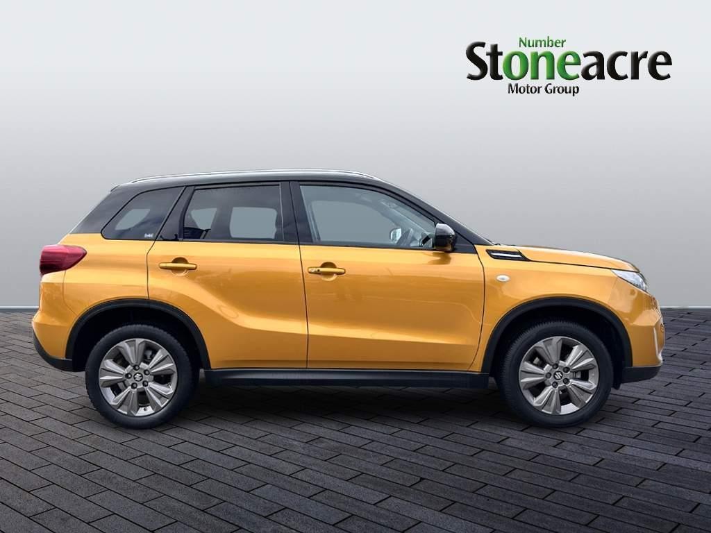 Suzuki Vitara Image 2