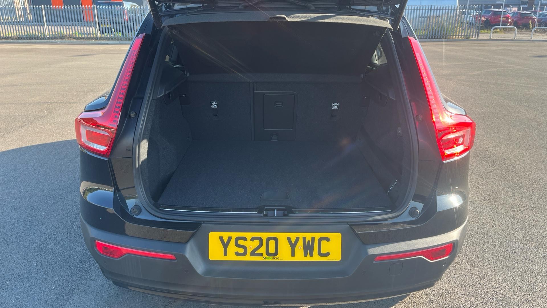 Volvo XC40 Image 17