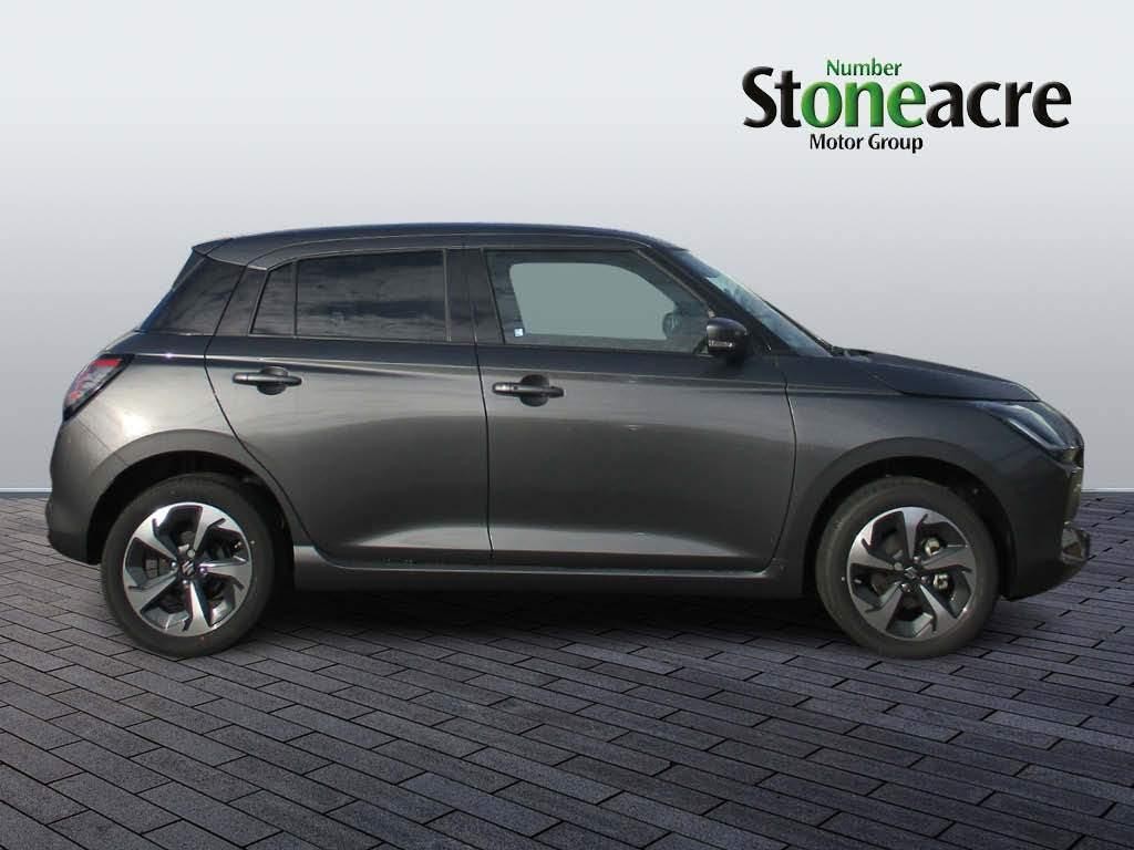 Suzuki Swift Image 2