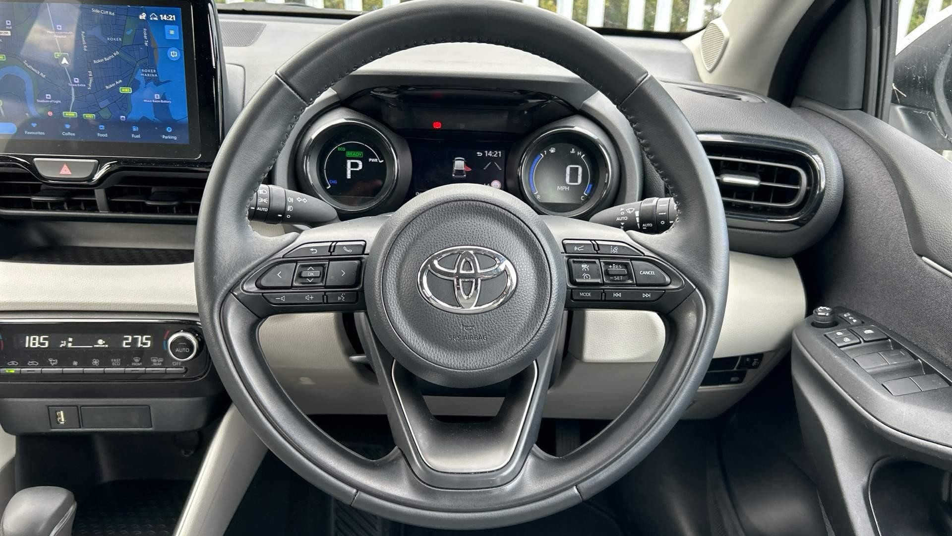 Toyota Yaris Image 12