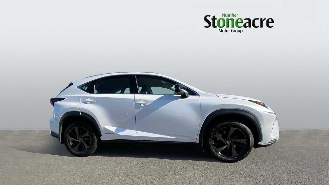 Lexus NX Image 3