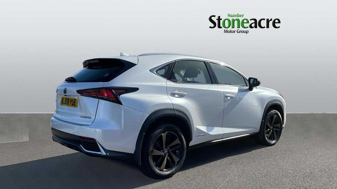 Lexus NX Image 7