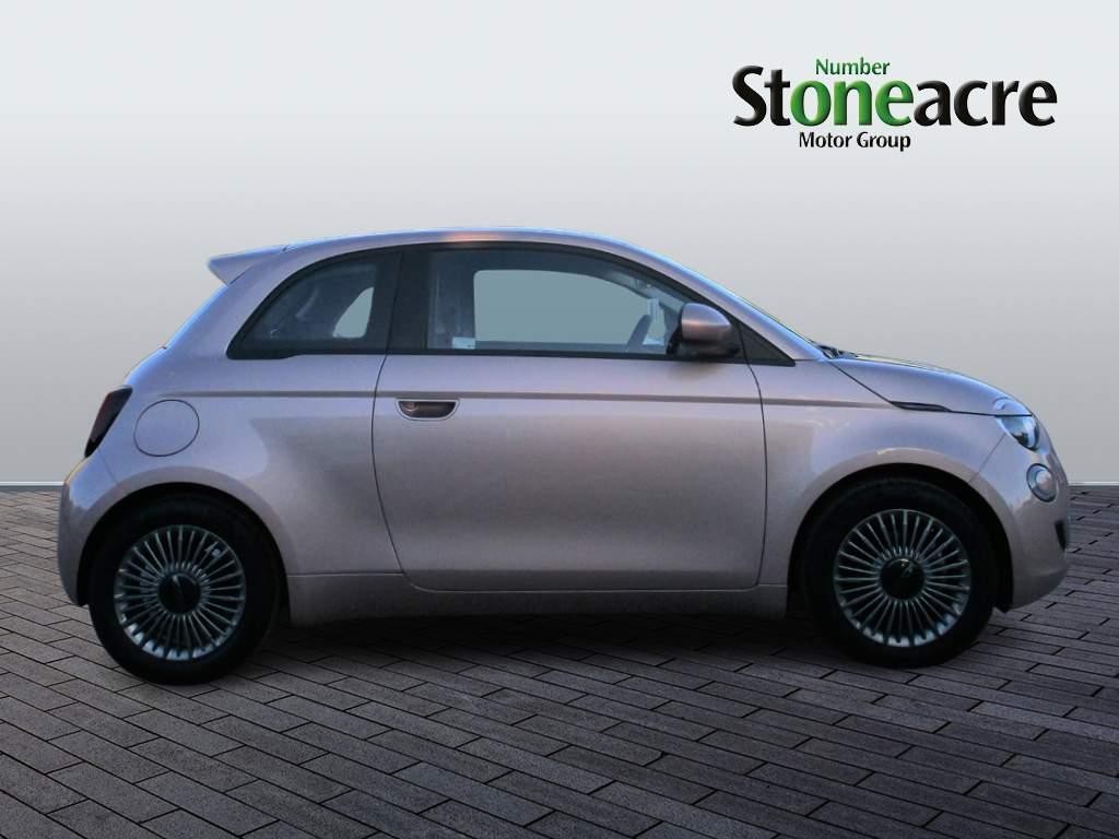 Fiat 500e Image 2