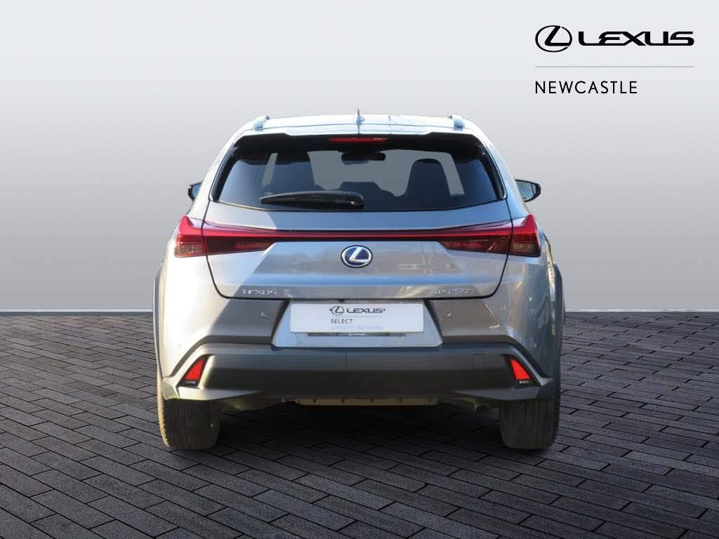 Lexus UX Image 6