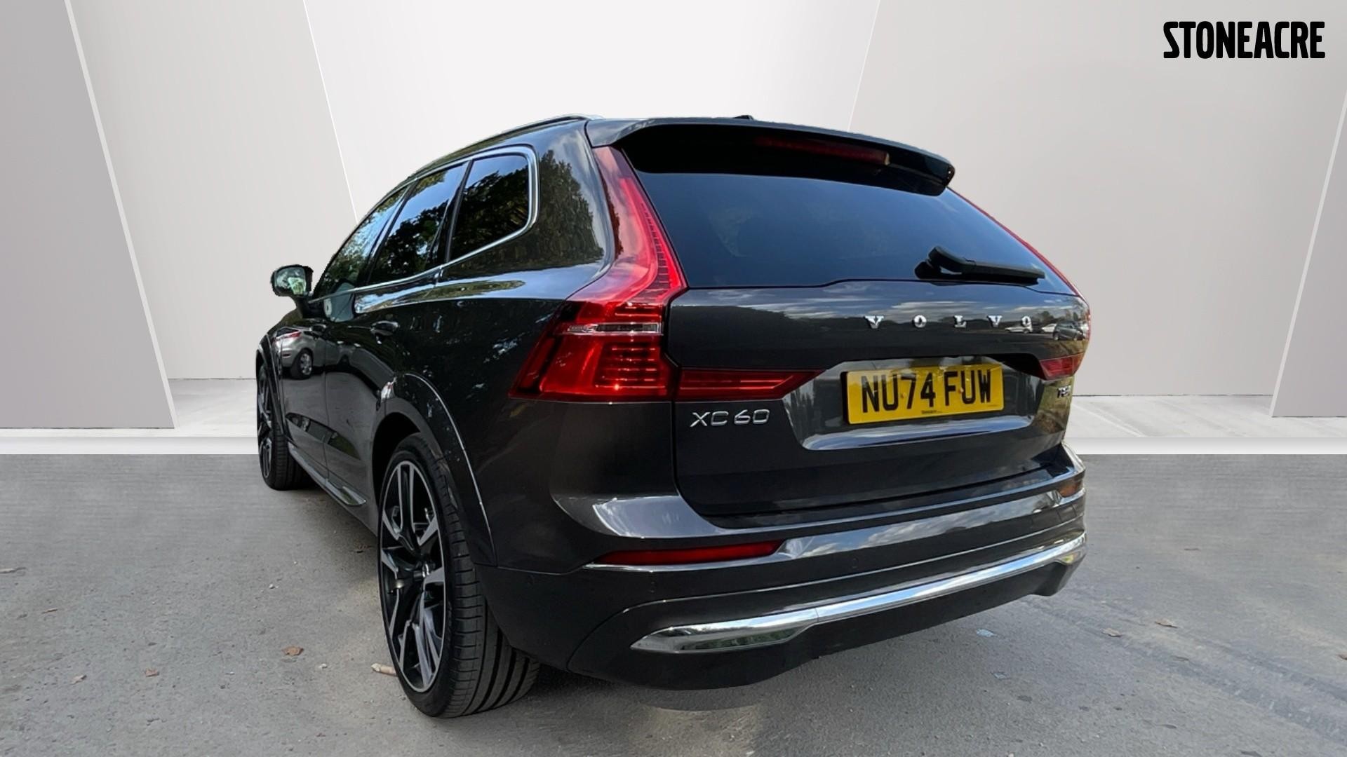 Volvo XC60 Image 2