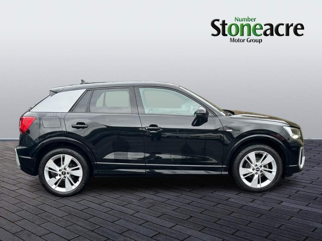 Audi Q2 Image 2