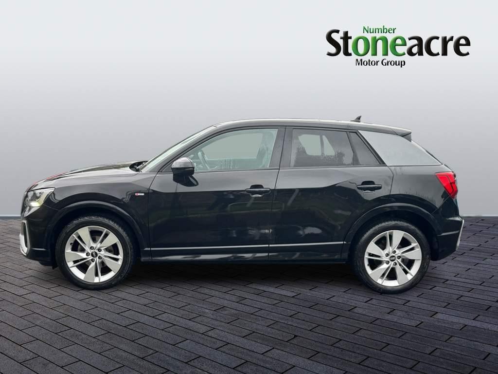 Audi Q2 Image 6