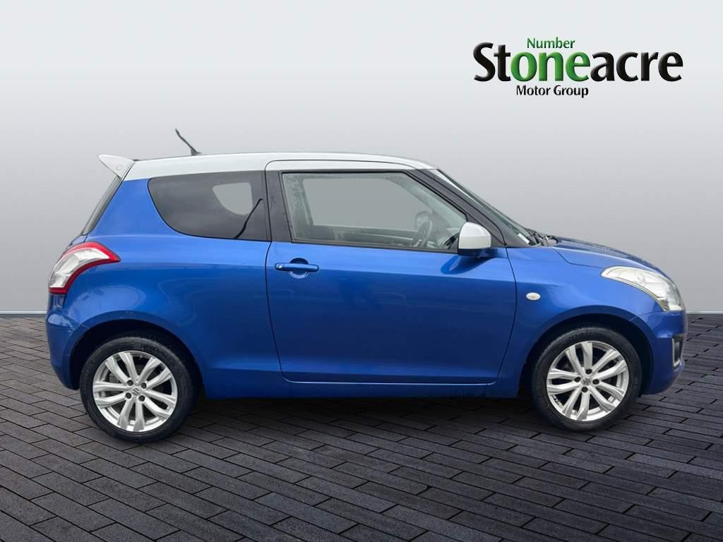 Suzuki Swift Image 2