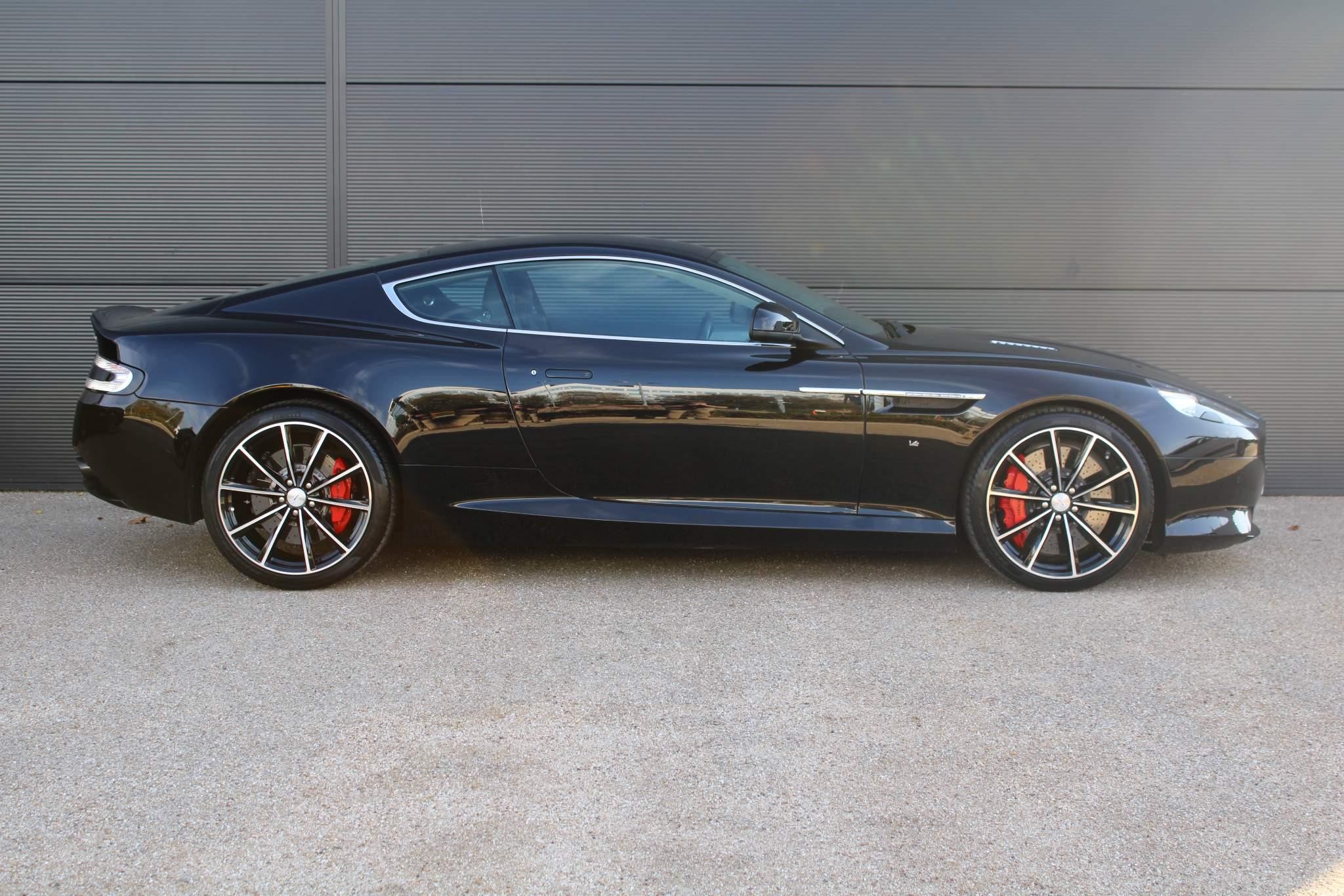 Aston Martin DB9 Image 8