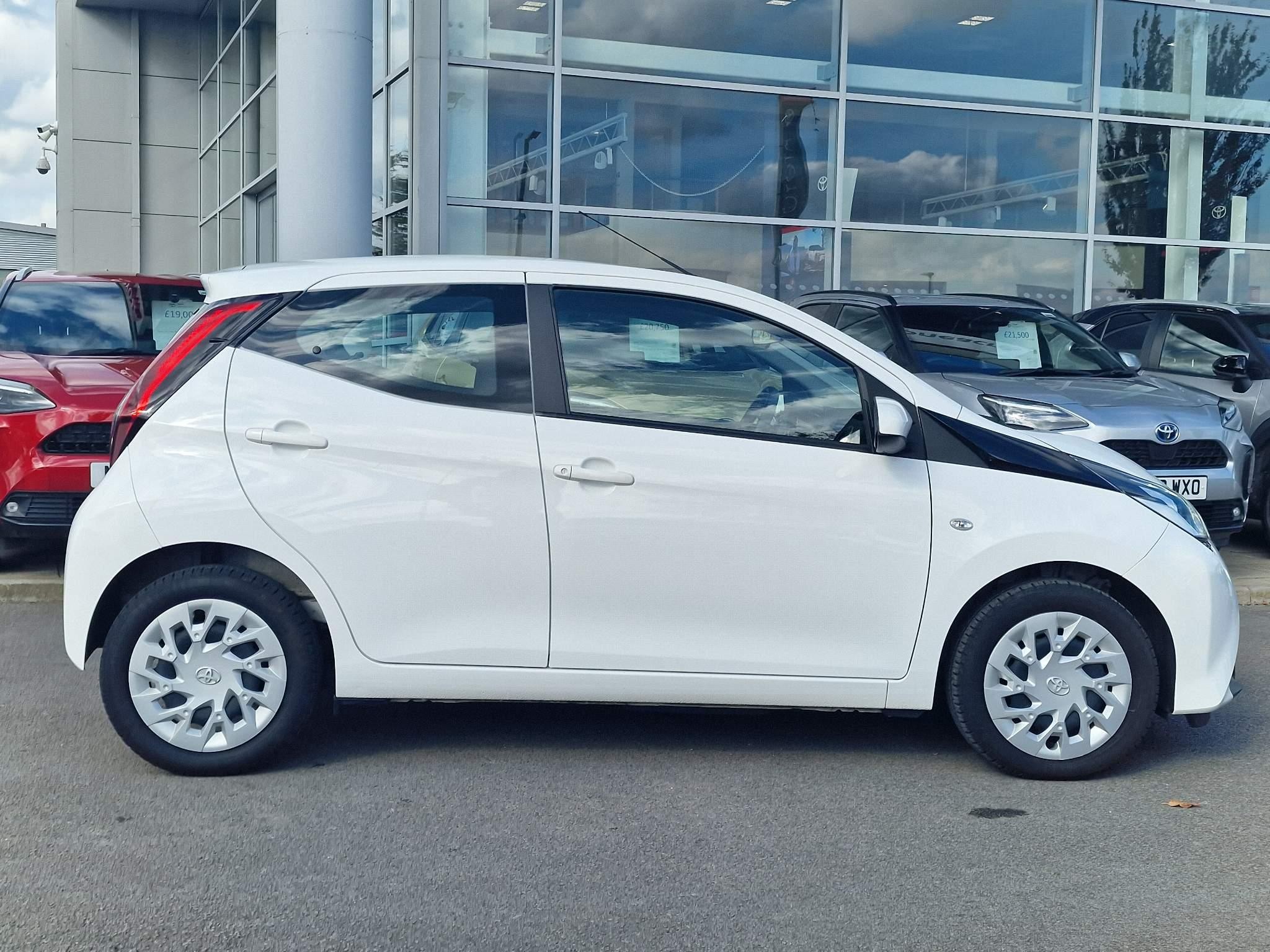 Toyota Aygo Image 18